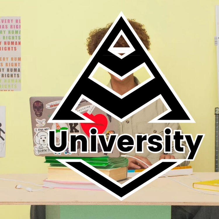 PyramidU